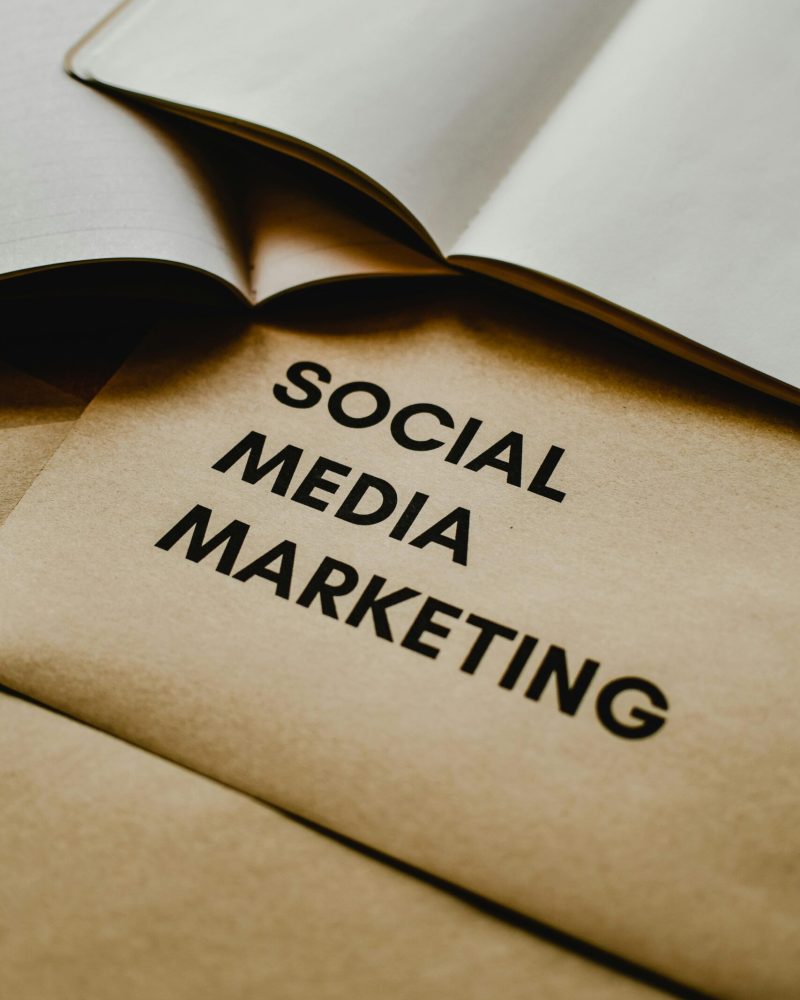 pexels-eva-bronzini-6956226